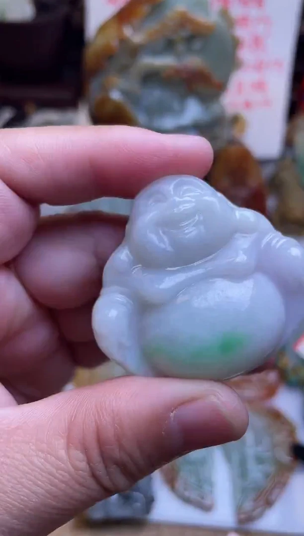 颈饰未镶嵌翡翠佛公