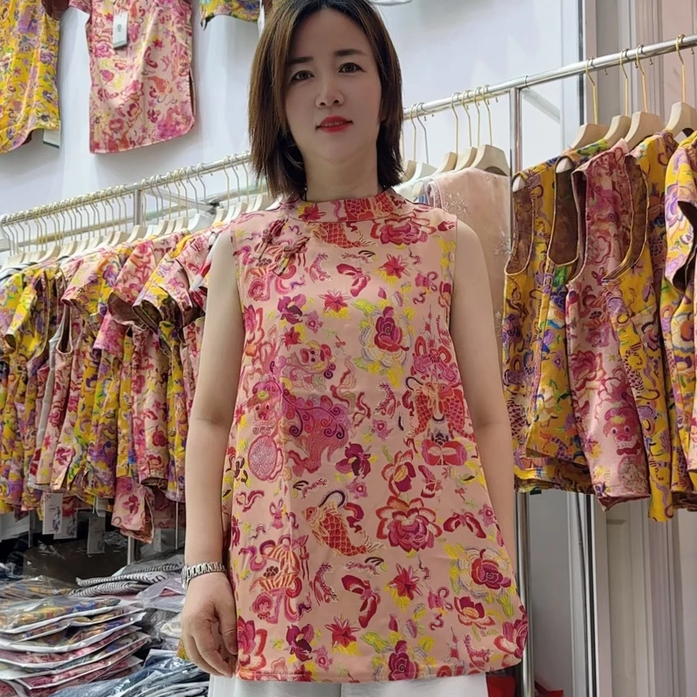 菲扬女装--新中式盘扣提花无袖中长款上衣6556款时尚碎花