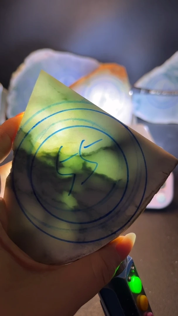 颈饰未镶嵌翡翠玉*翡翠