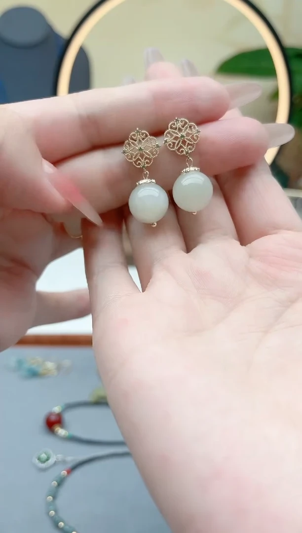 和田玉银S925镶嵌耳饰00和田玉耳钉