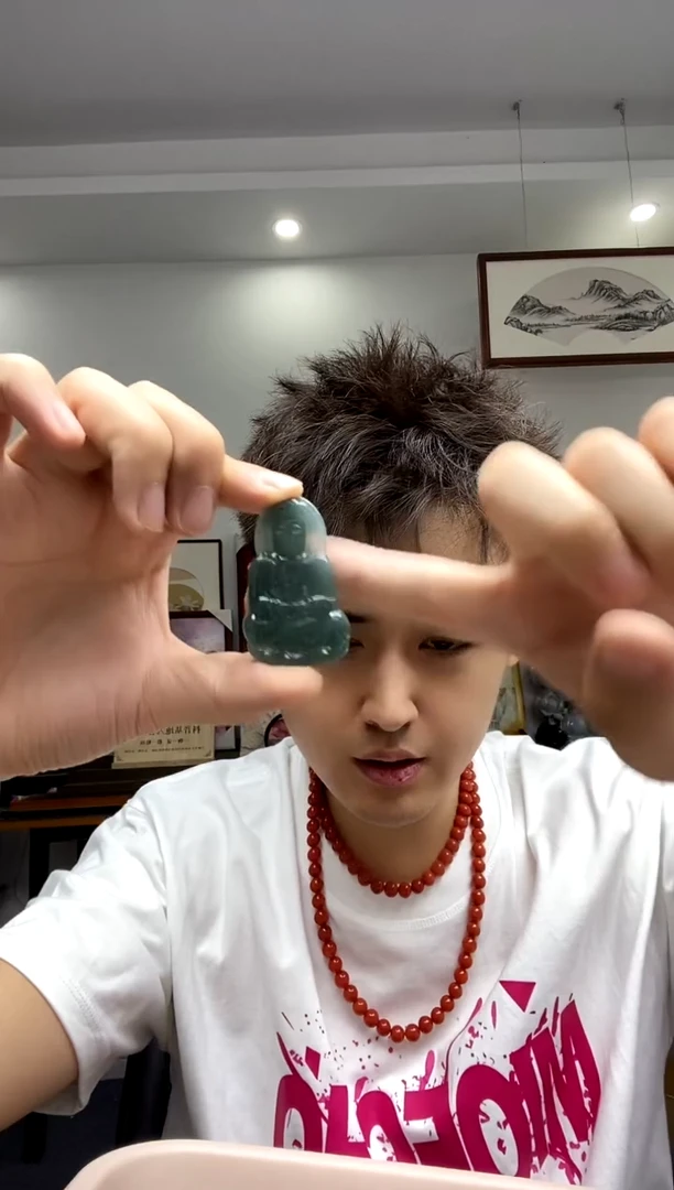 翡翠未镶嵌颈饰翡翠观音吊坠