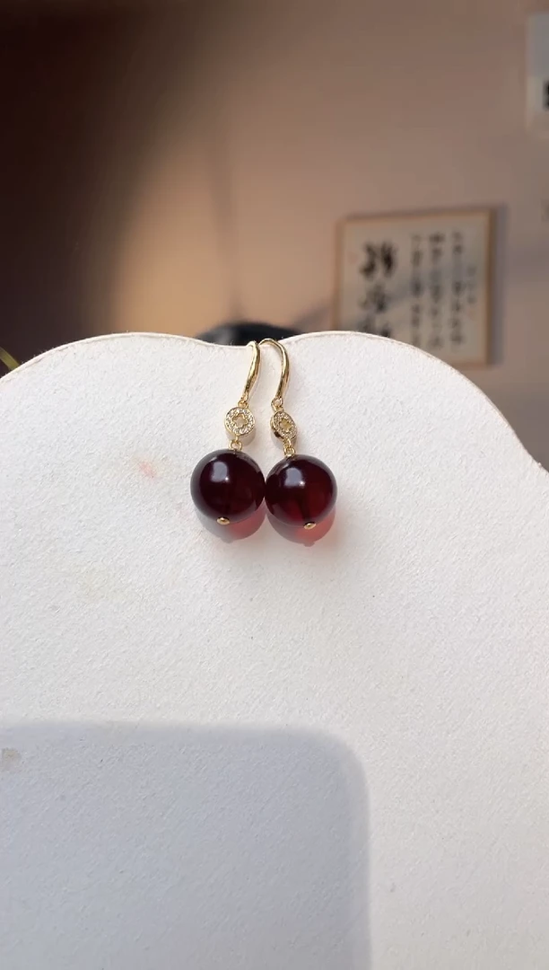 裸石琥珀未镶嵌15+血珀耳环