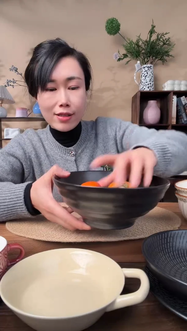 8英寸窑变麻点螺纹斗笠碗微瑕