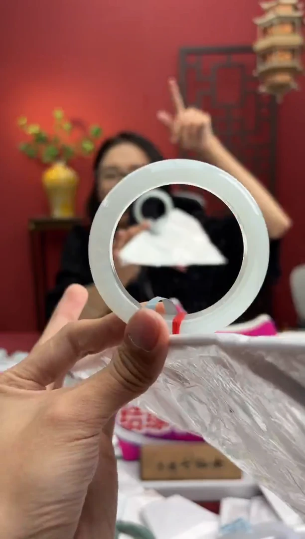 未镶嵌手镯翡翠阿****.翡翠手镯