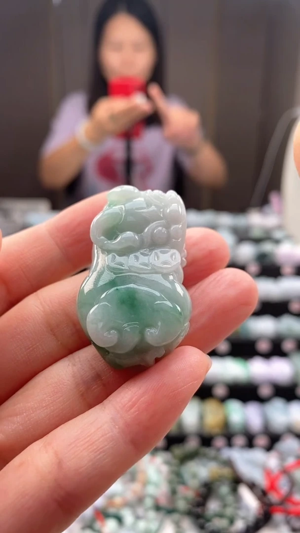 颈饰未镶嵌翡翠L****～霸王貔貅