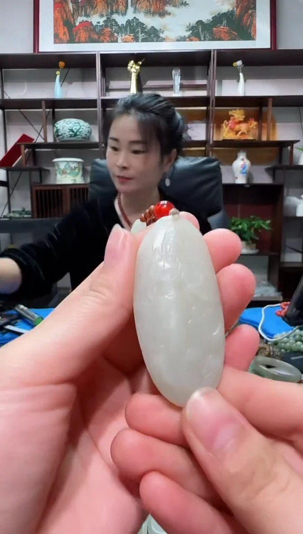 颈饰未镶嵌和田玉