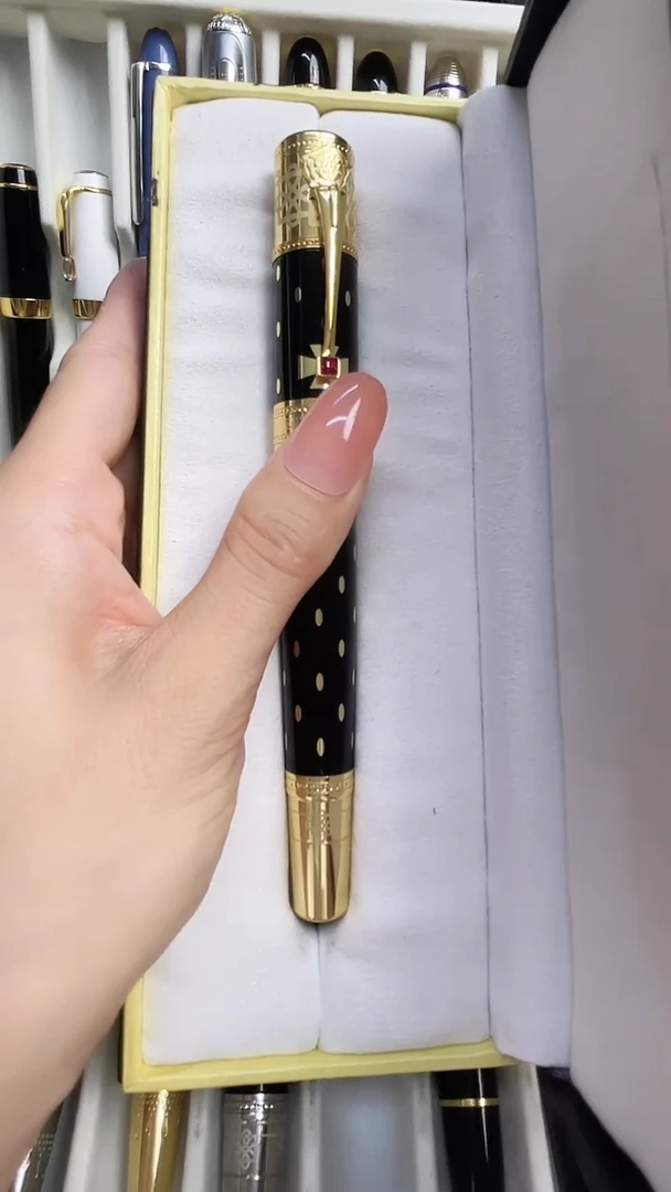 瓷片EWUOREHJFLSKDJF