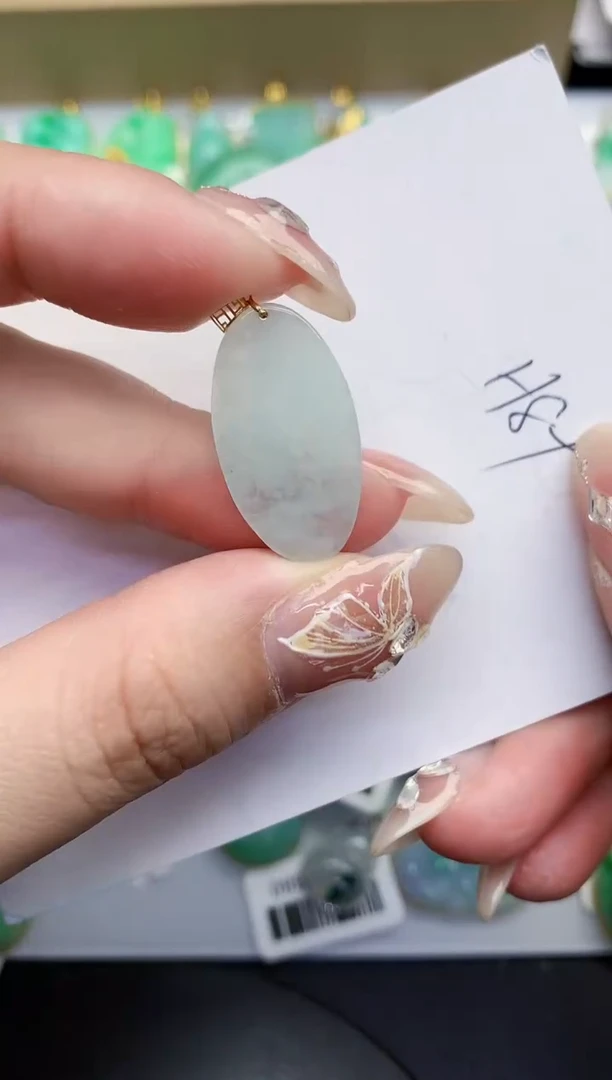 【闪购商品】翡翠颈饰18K金镶嵌000000000000