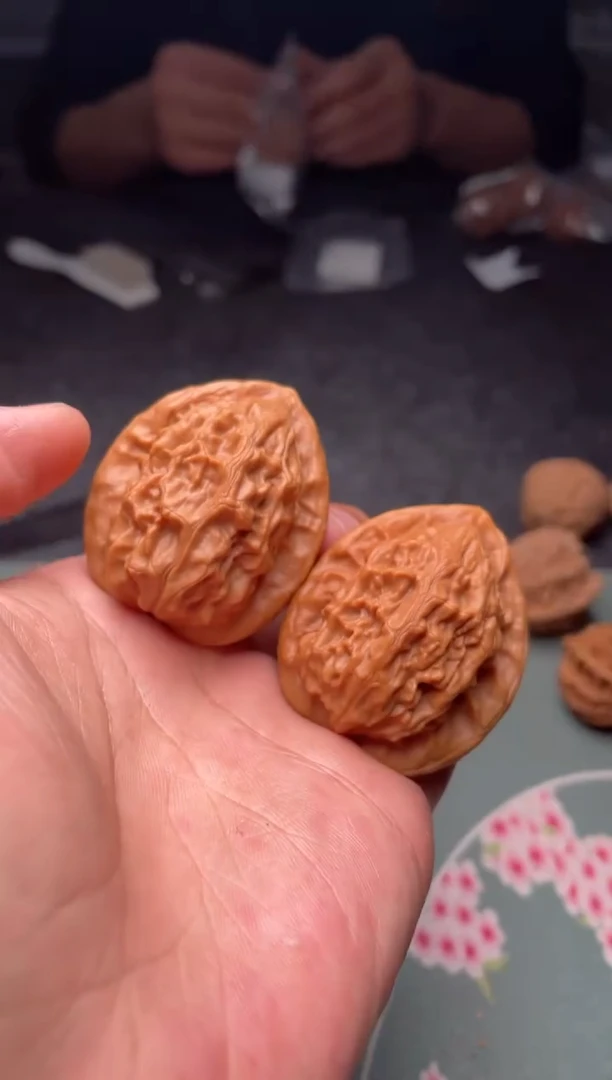 把件文玩核桃a147  大红袍40尺