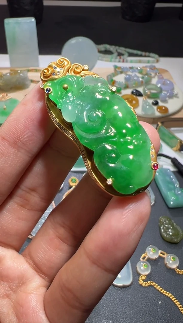 【闪购商品】定制翡翠18K金镶嵌天然缅甸A货翡翠