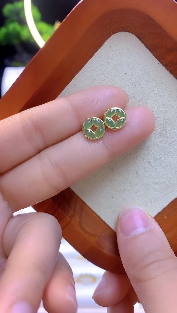 【闪购商品】和田玉耳钉银S925镀金镶嵌铜钱耳钉