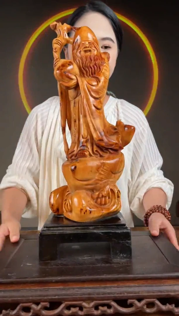 柏木（崖柏）手工摆件,先抢先得! 编号:203