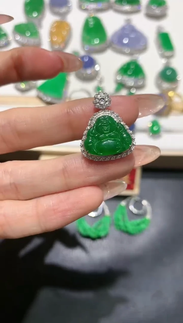 【闪购商品】翡翠吊坠(不含链)18K金镶嵌团购4