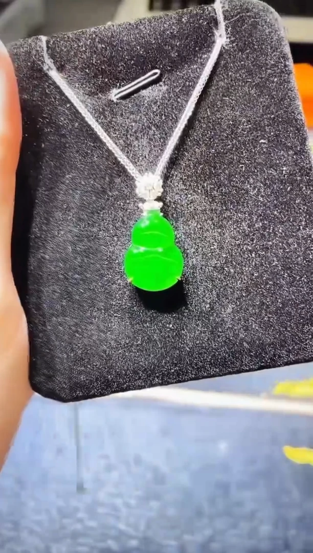 吊坠(不含链)未镶嵌翡翠多样性发货其一不含链