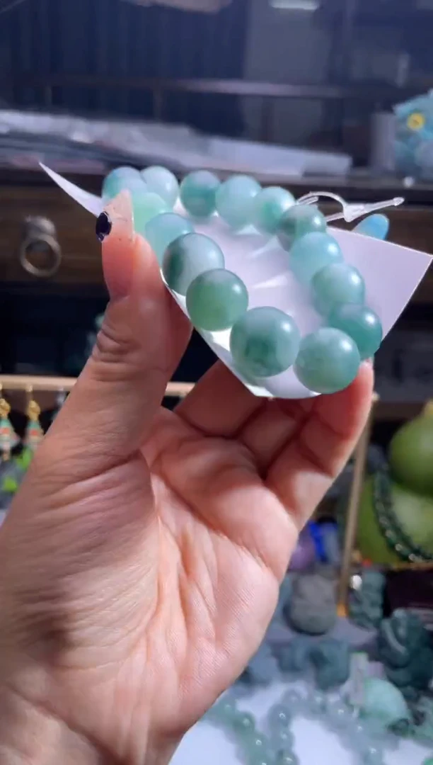 未镶嵌定制翡翠手串