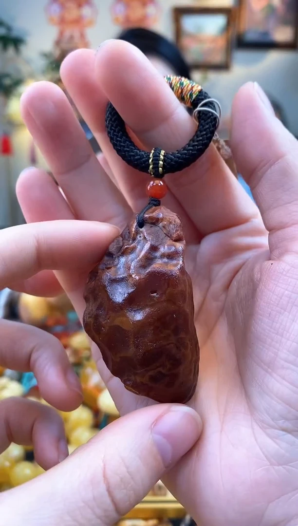 【闪购商品】琥珀颈饰未镶嵌吊坠