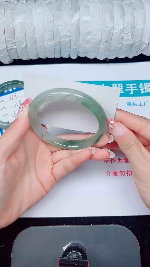 未镶嵌手镯石英质玉170-59/60