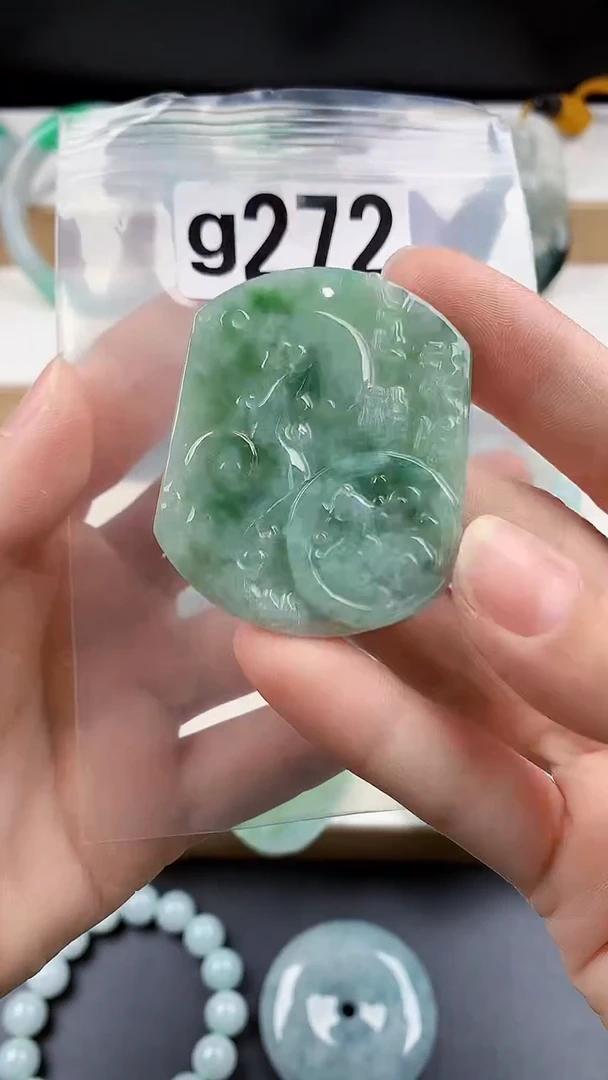 颈饰未镶嵌翡翠天然翡翠吊坠挂件