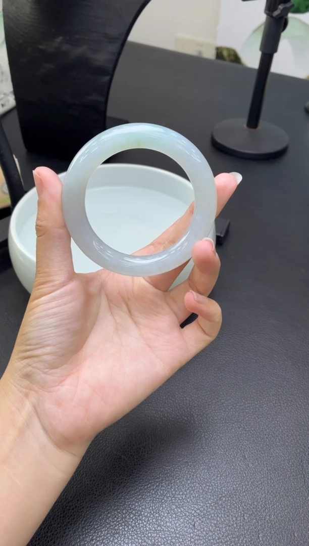 翡翠手镯未镶嵌用****5成品手镯