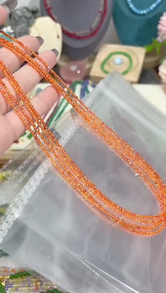 【闪购商品】石榴石（芬达石）颈饰银S925镶嵌圆49