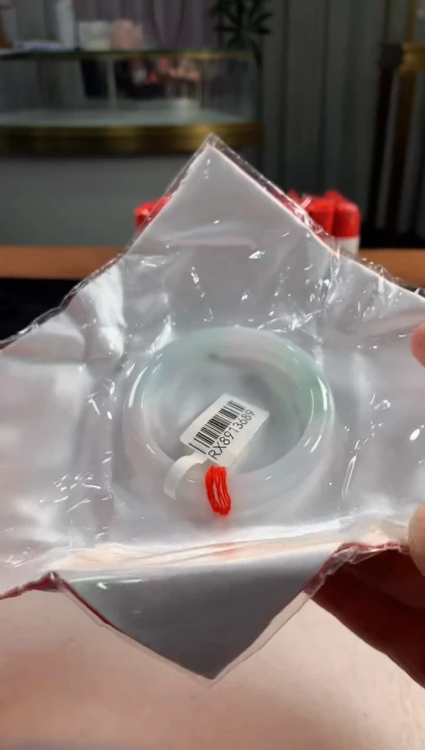 未镶嵌定制翡翠5073毛货不退不换  57-58圈