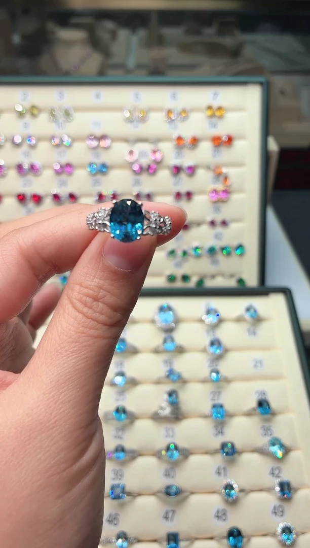 银S925镶嵌戒指海蓝宝石1