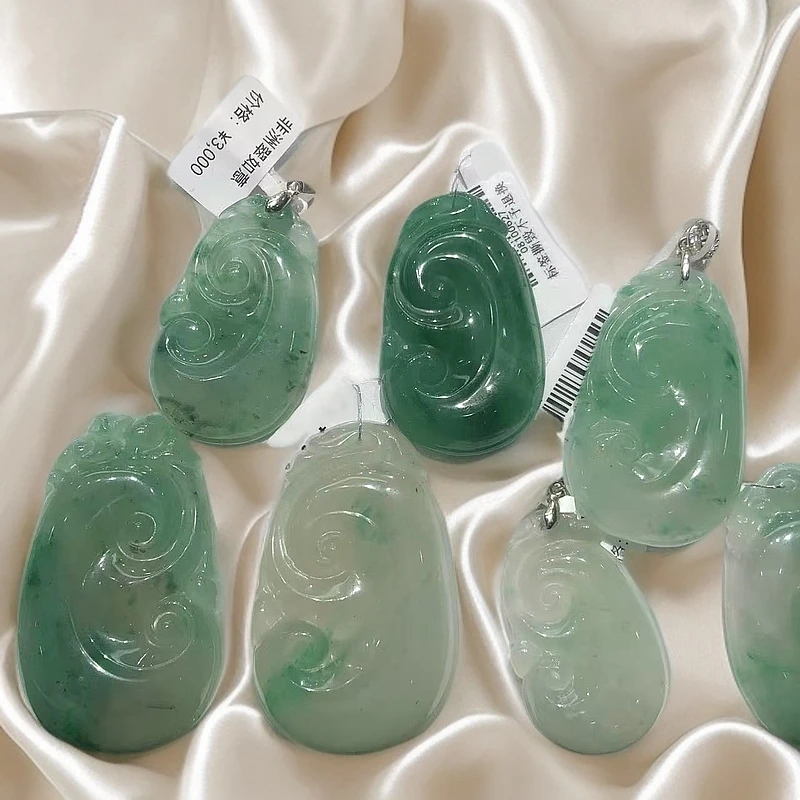 天然A货 石英质玉非洲翠 无镶嵌 方如意挂件 (多样性发1）