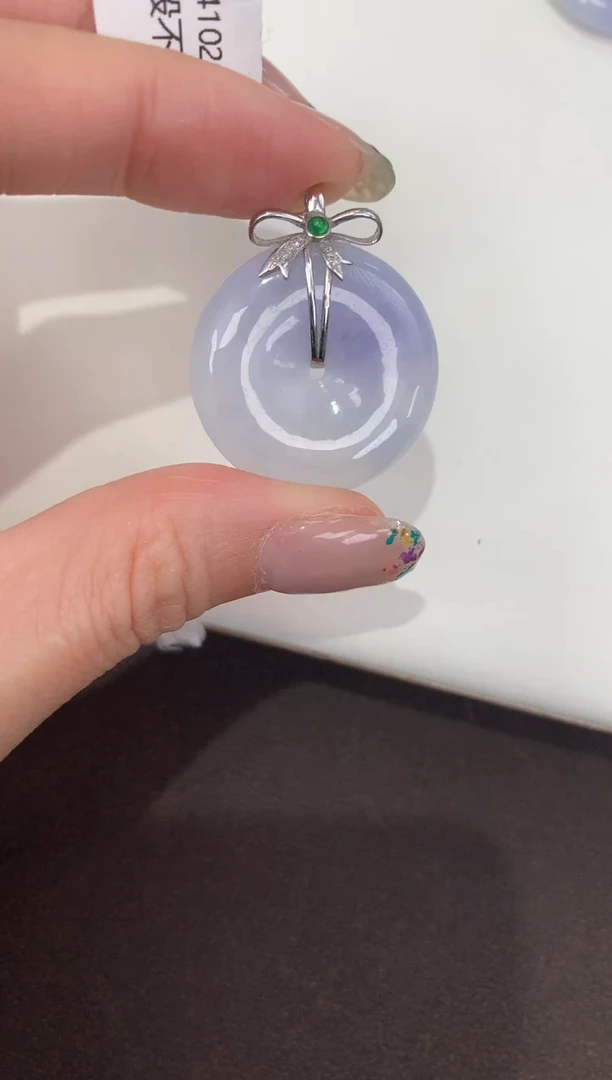 颈饰18K金镶嵌翡翠天然缅甸A货翡翠