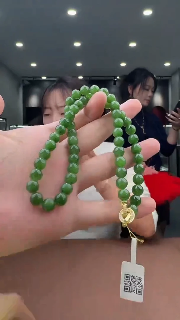 颈饰未镶嵌和田玉工厂清货，不退不换，多样性拍一发一