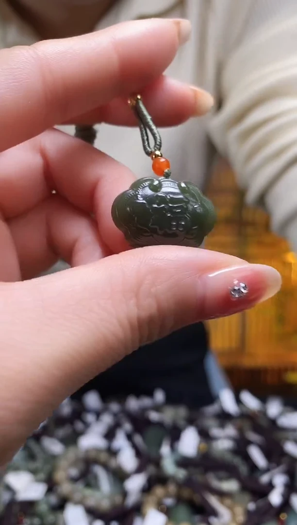 【闪购商品】和田玉颈饰未镶嵌多样性发货，拍一发一