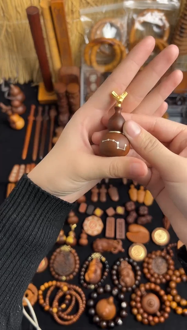 【闪购商品】木雷击枣木 镶银七星 开口葫芦