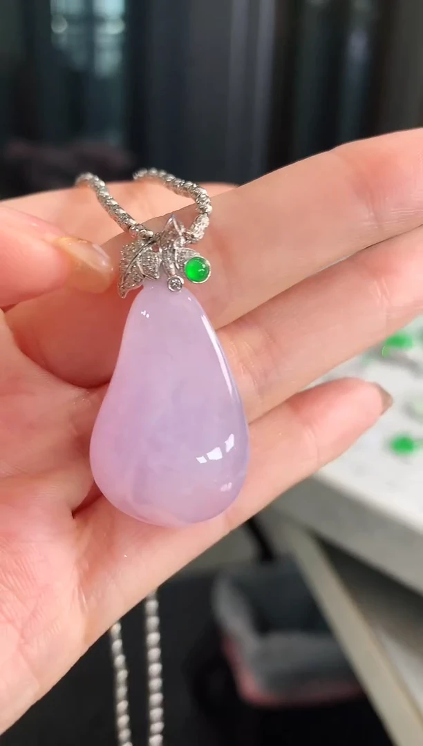 【闪购商品】翡翠吊坠(不含链)18K金镶嵌吊坠