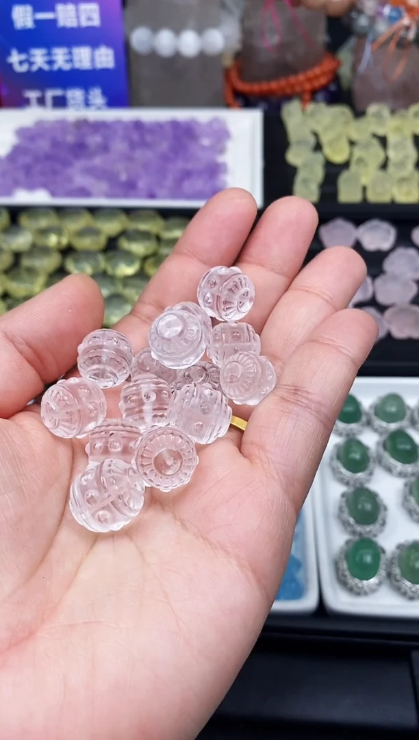 【闪购商品】水晶吊坠(不含链)未镶嵌9a多样性发其一/2.13/1个