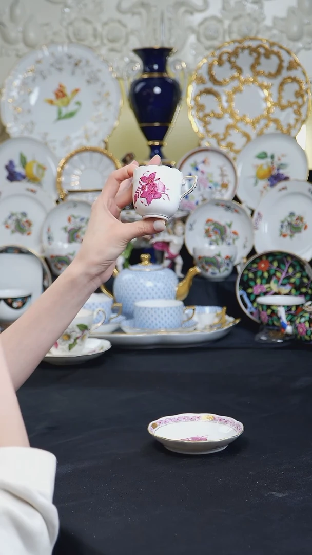 骨瓷婷婷中古器物如图所示44