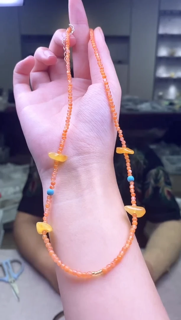 未镶嵌颈饰琥珀多样性发一件 581