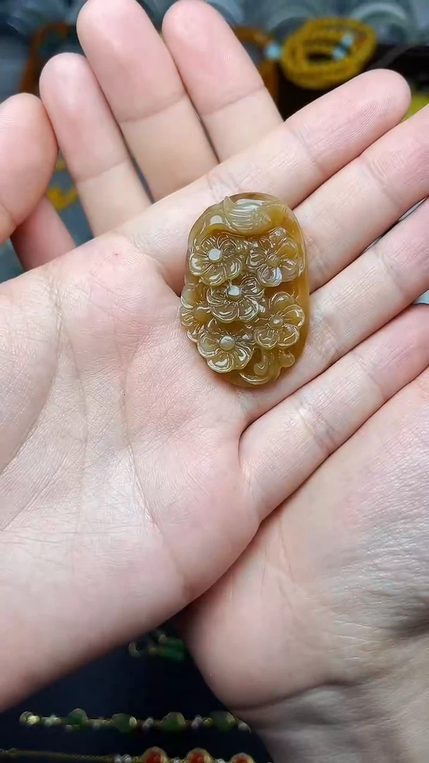 颈饰未镶嵌和田玉这*年花好月圆 06
