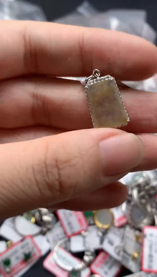 翡翠戒指银S925镶嵌天然A货缅甸翡翠