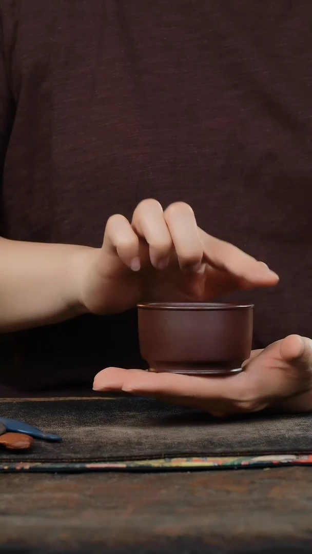 石红光素紫砂杯23324