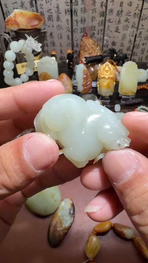 未镶嵌和田玉挂件和田玉