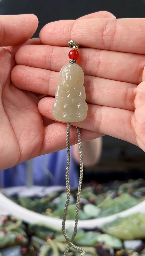 颈饰未镶嵌和田玉拍一发一，多样性发货