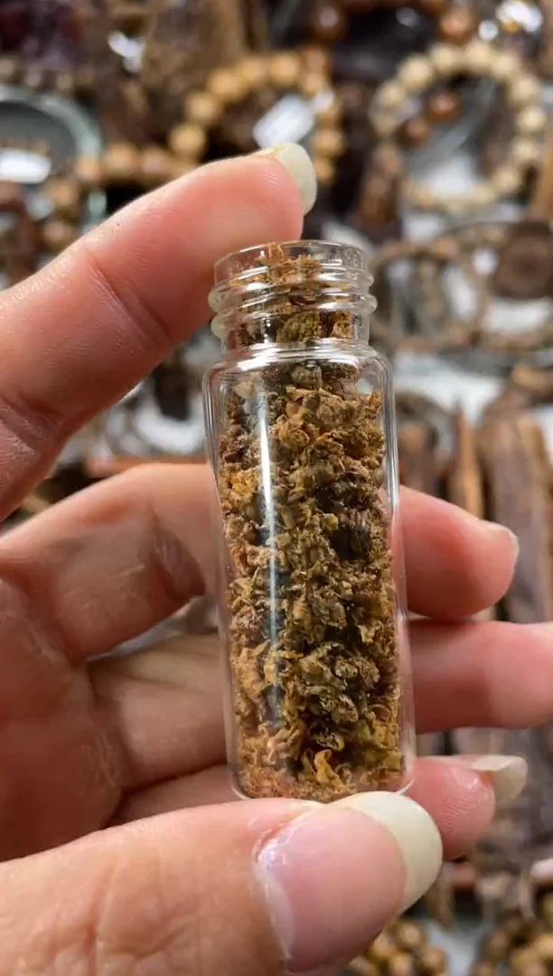 沉香沉香碎屑沉香  越南芽庄