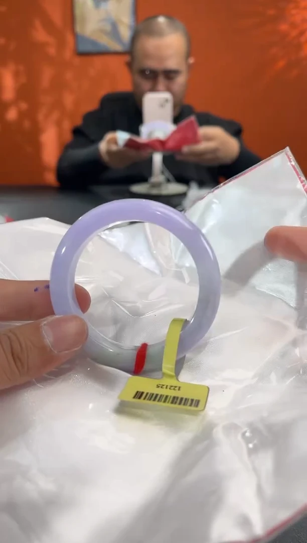 未镶嵌手镯翡翠2    51