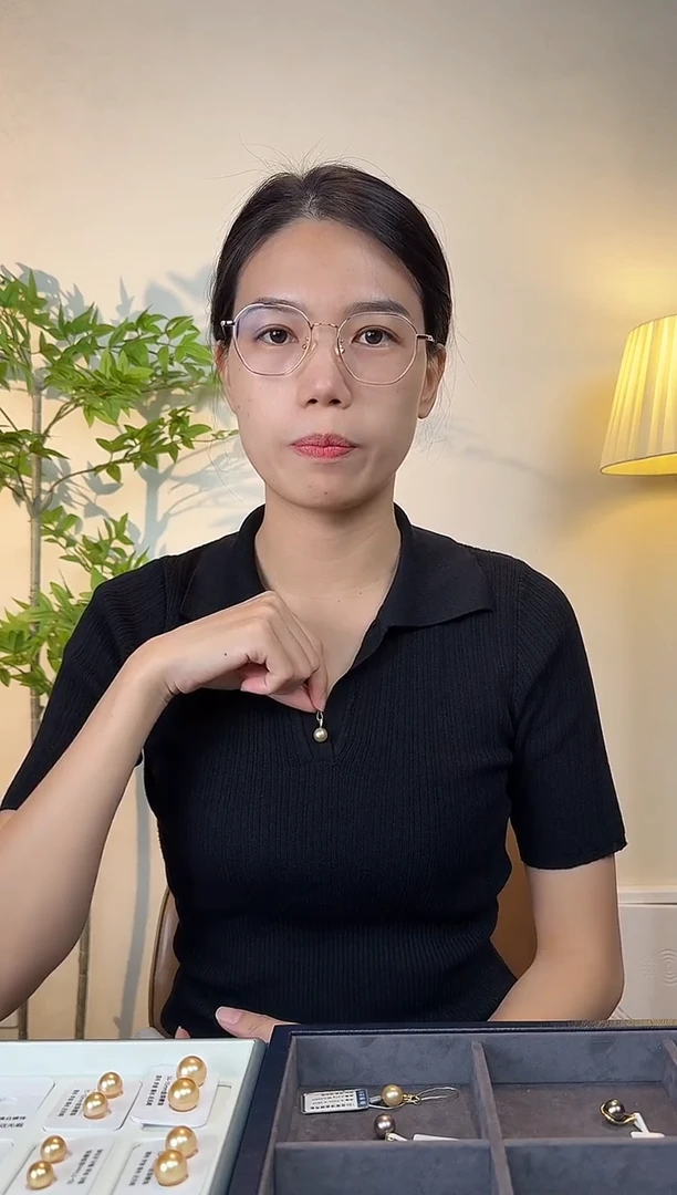 18K金镶嵌吊坠(不含链)海水珍珠02