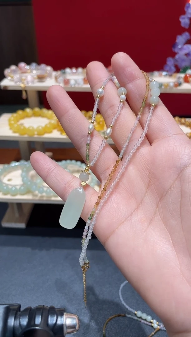 颈饰未镶嵌和田玉和田玉