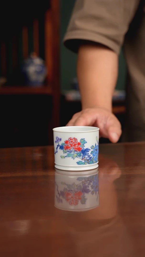 空山明月新派斗彩