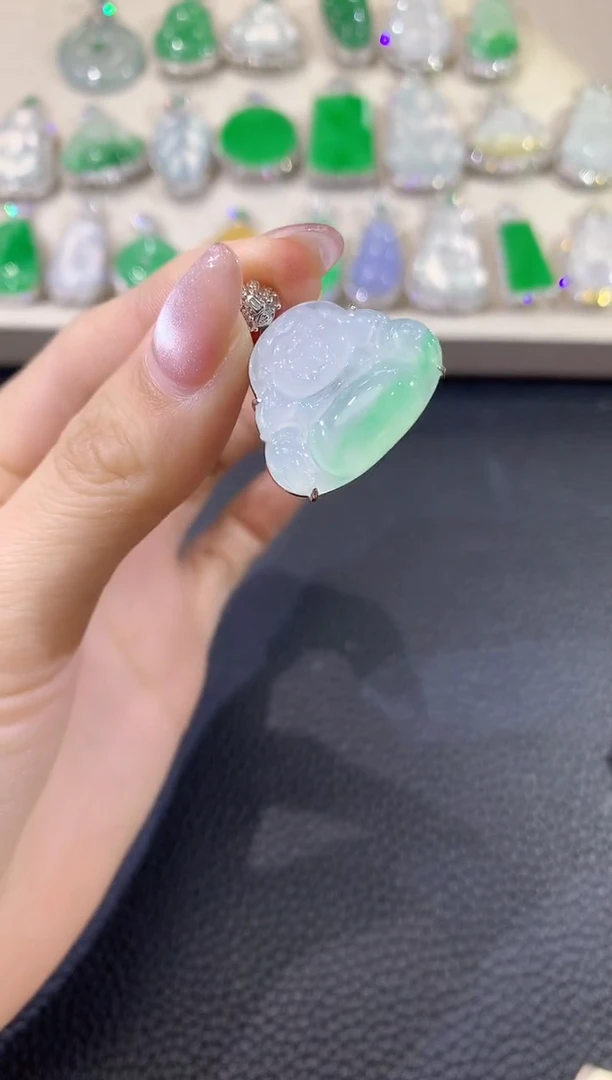 翡翠18K金镶嵌吊坠(不含链)Z36