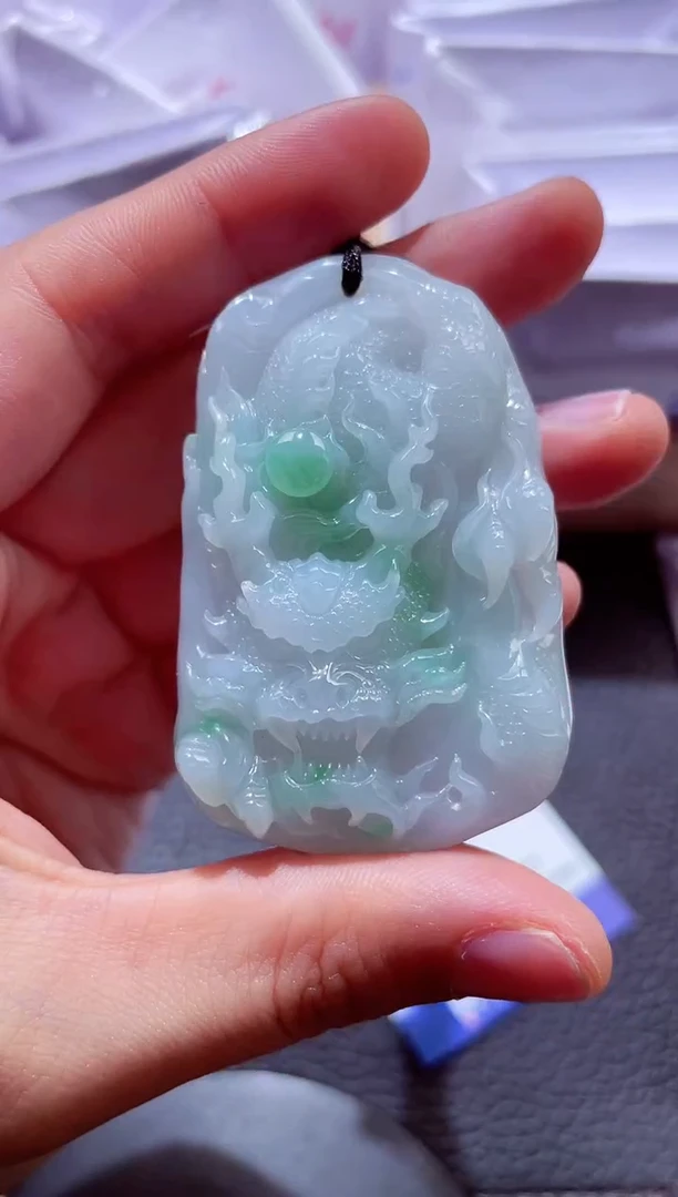 颈饰未镶嵌翡翠00004951