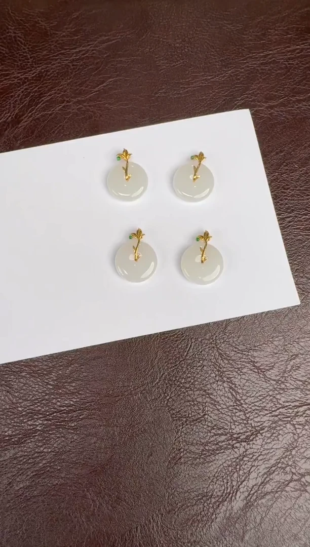 颈饰18K金镶嵌和田玉122大乔10.9多样性拍一发一