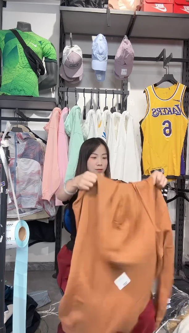 1164  编码 瑕疵款直播间过款为准 尺码