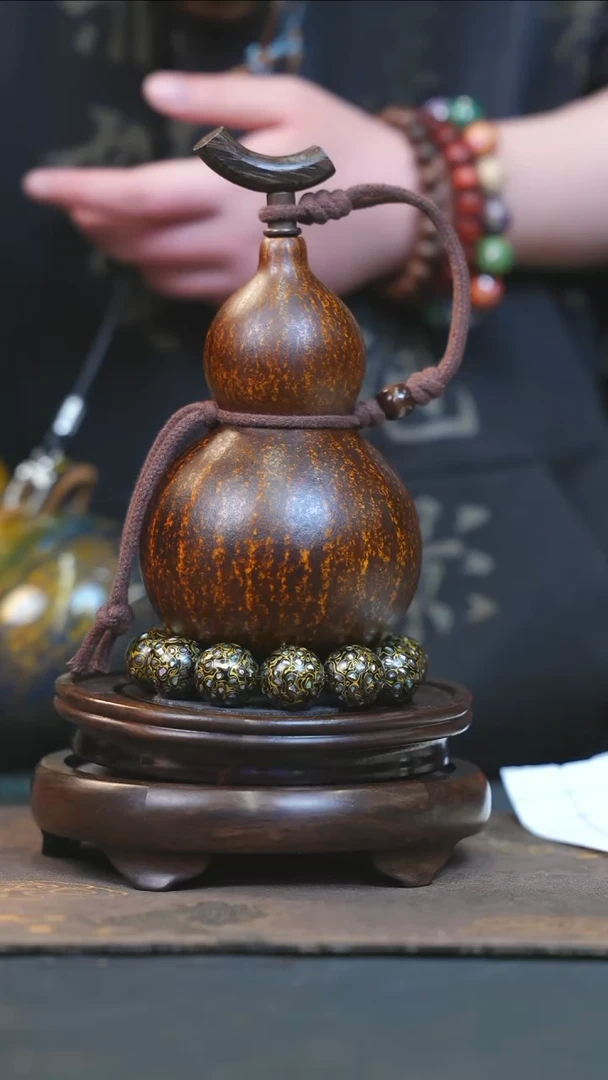 【闪购商品】YJ108大漆酒葫芦不包手串及旋转底座